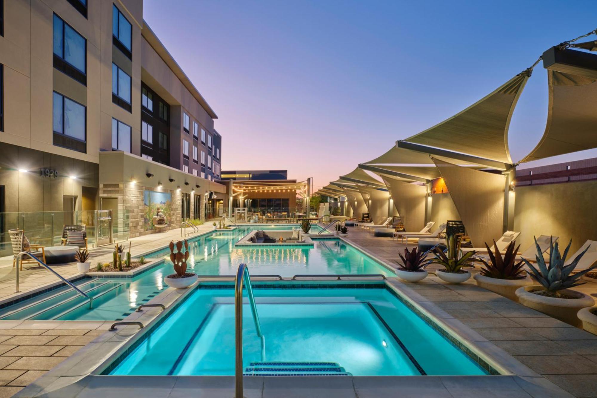Fairfield Inn & Suites By Marriott Tempe Exterior photo